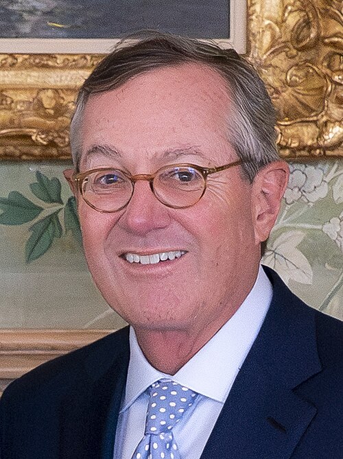 Warren Stephens